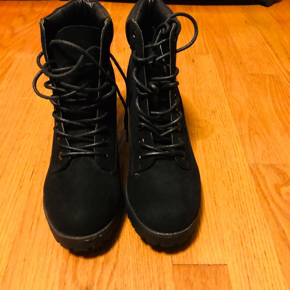 Hot boots